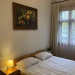 Willa Poreba 住宿加早餐酒店 *